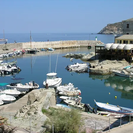 Hotell Hotel-restaurant Le Vieux Moulin Centuri