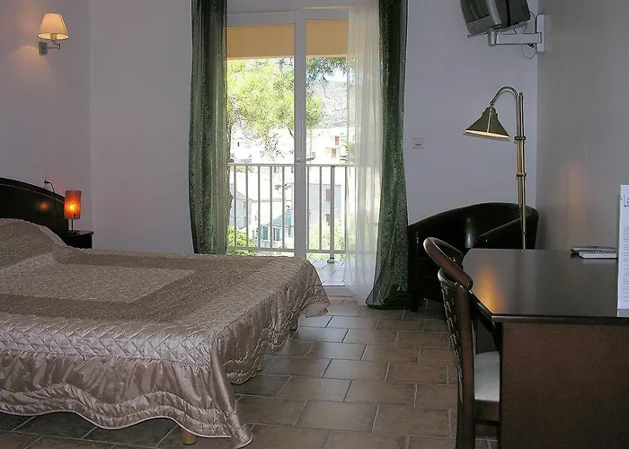 Hotel-restaurant Le Vieux Moulin 3* Centuri